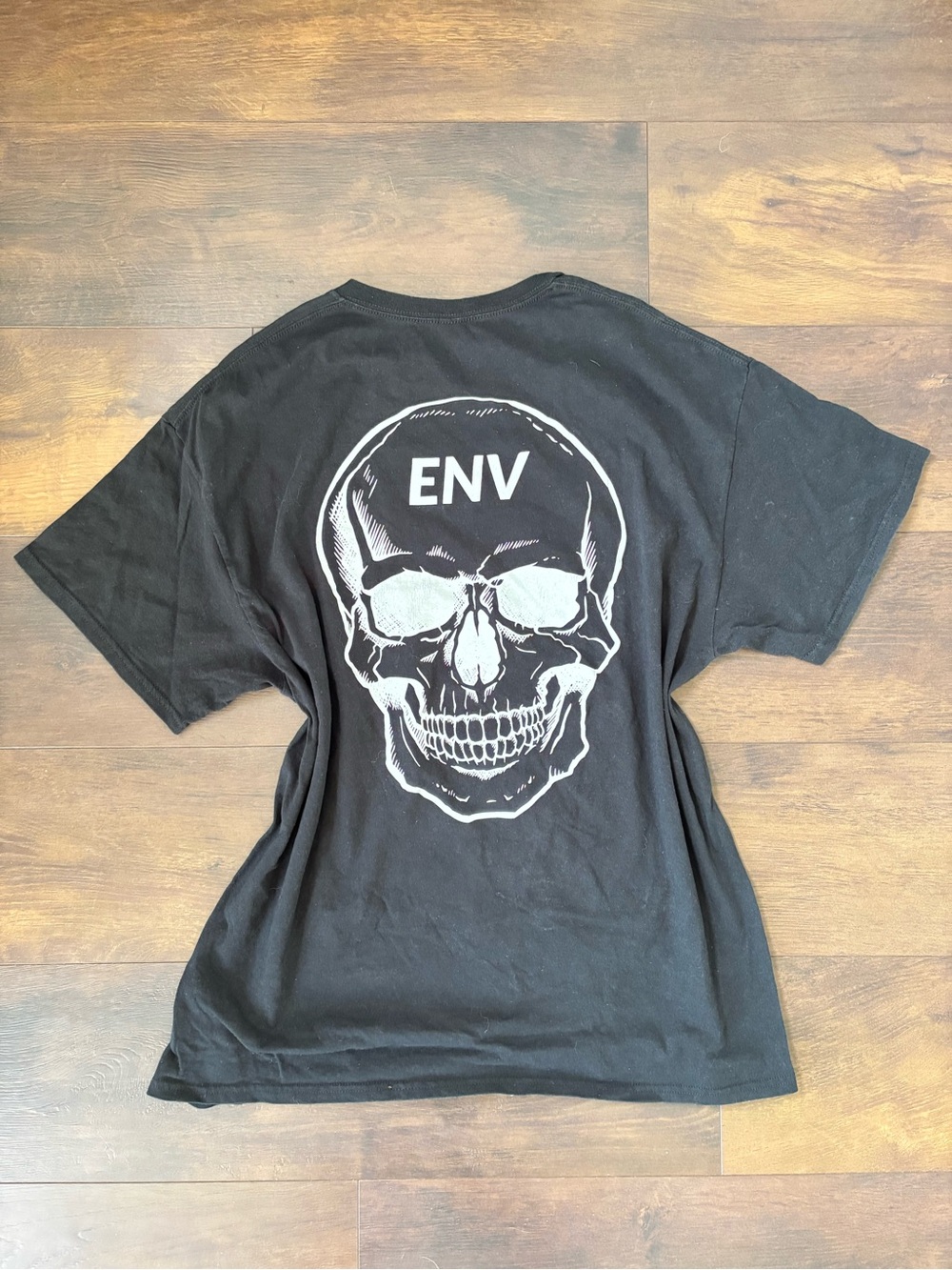 ENV Black Skull Graphic Back Print T-Shirt Men’s Large